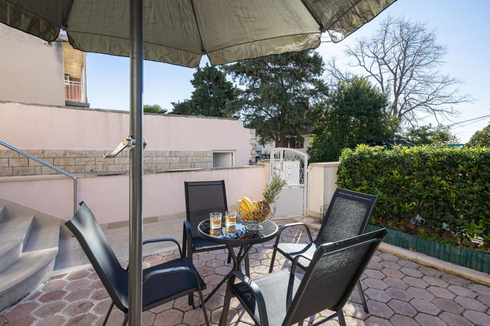 Apartment Neva Σπλιτ Εξωτερικό φωτογραφία